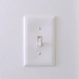 Выключатель встраиваемый одноклавишный (демо)